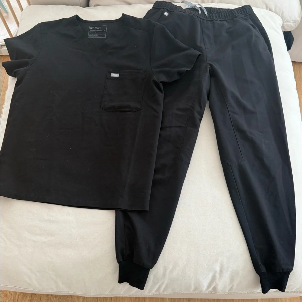 FIGS Black Men’s Jogger Pants - Slim Tapered Fit